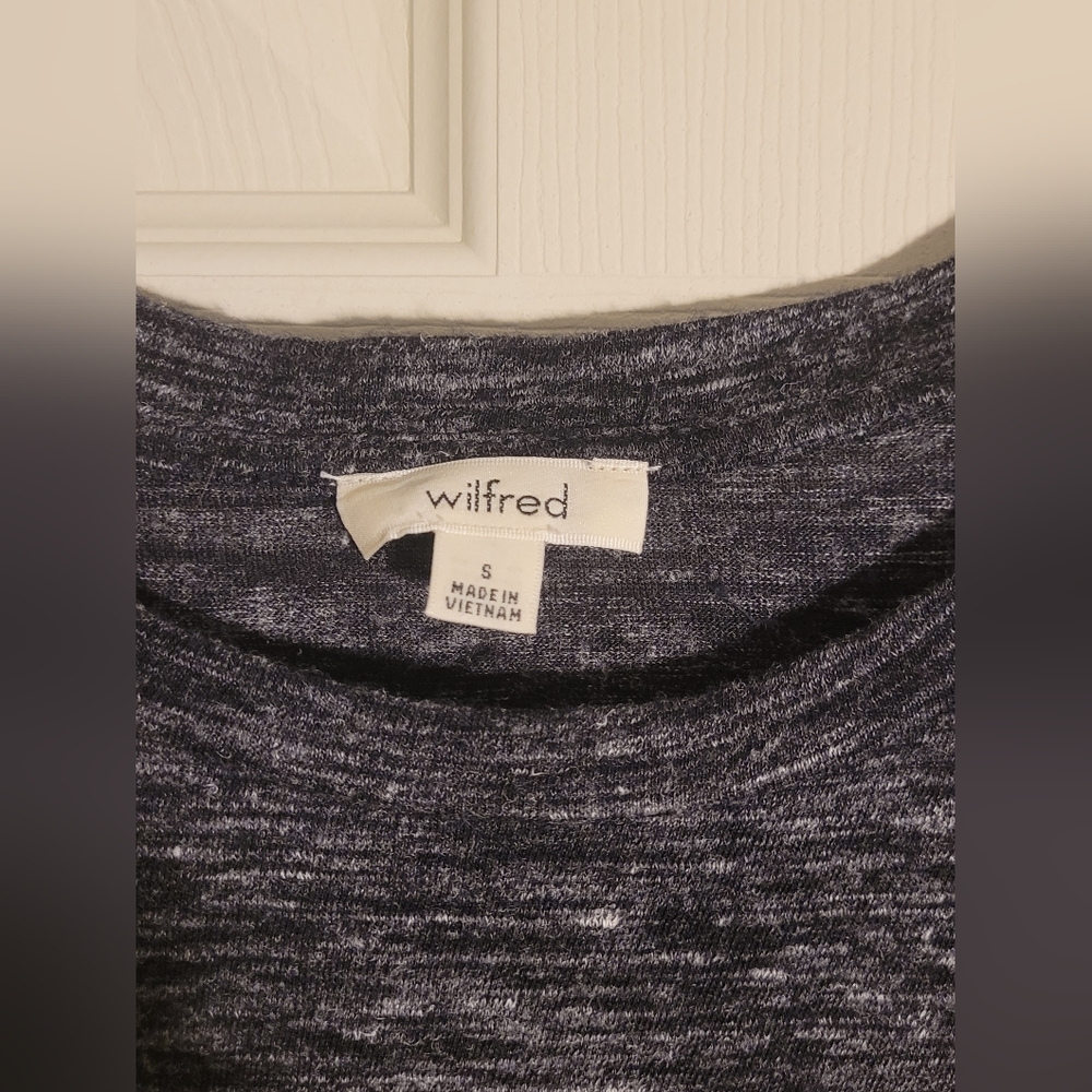 Aritzia Wilfred Capucine T-Shirt - Picture 3 of 5
